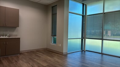 411 Lantern Bend Dr, Houston, TX à louer Photo intérieure– Image 2 sur 8