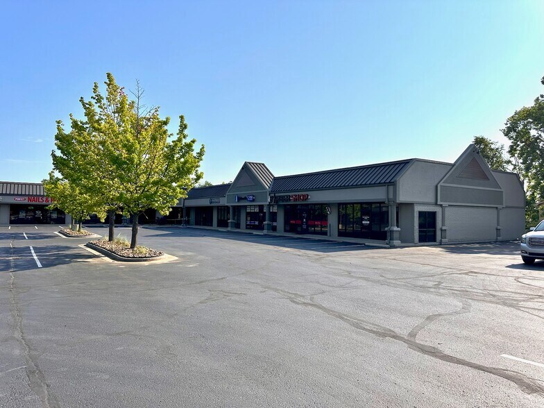 1003 SE 14th St, Bentonville, AR à louer - Photo de l’immeuble – Image 2 sur 7