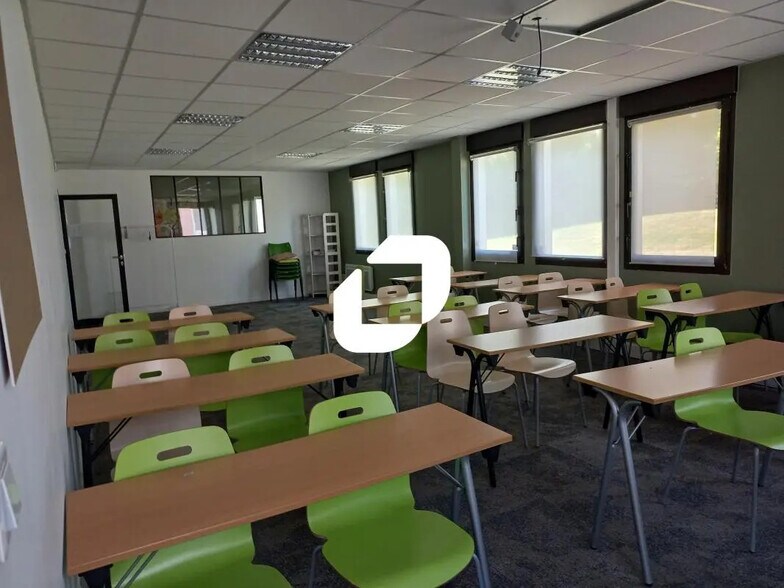 Bureau dans VILLENEUVE-D'ASCQ à louer - Photo de l’immeuble – Image 1 sur 13