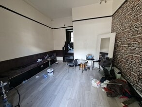 465A Harrow Rd, Londres à louer Photo intérieure– Image 1 sur 2