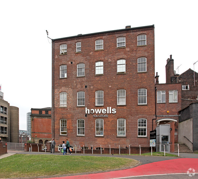 7 Castle St, Sheffield à louer - Photo de l’immeuble – Image 2 sur 3