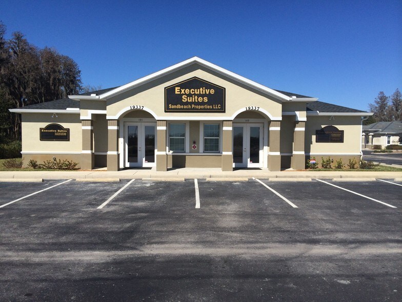 19337 Shumard Oak Dr, Land O' Lakes, FL à louer - Photo principale – Image 1 sur 5