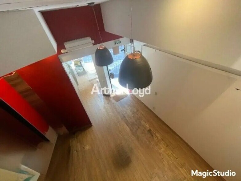 Local commercial dans Reims à louer - Photo intérieure – Image 1 sur 5