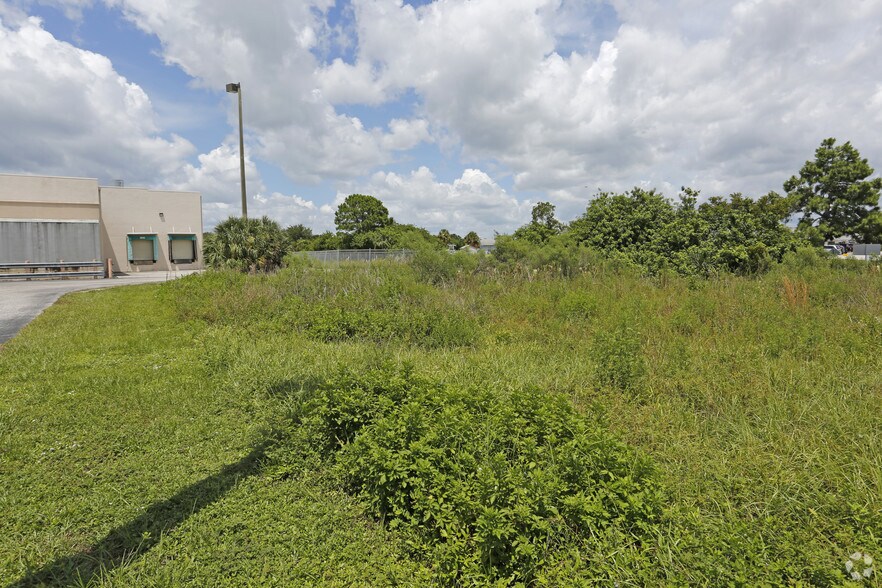 4120 S McCall Rd, Englewood, FL à vendre - Photo de l’immeuble – Image 2 sur 7