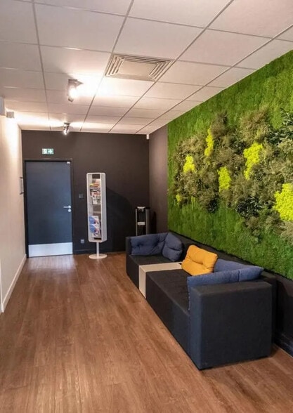 Bureau dans Saint-Herblain à louer - Hall d’entrée – Image 3 sur 19