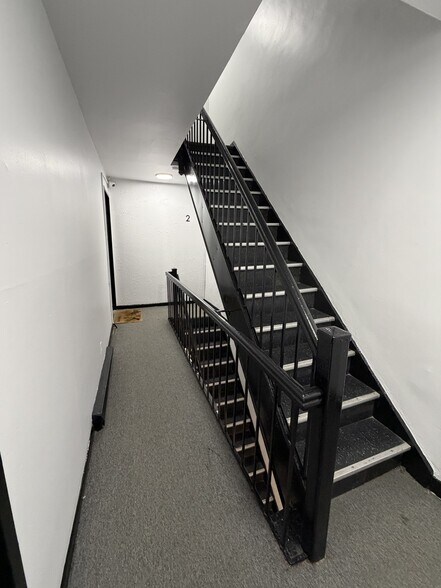 335 First Ave, New York, NY à vendre - Hall d’entrée – Image 3 sur 18