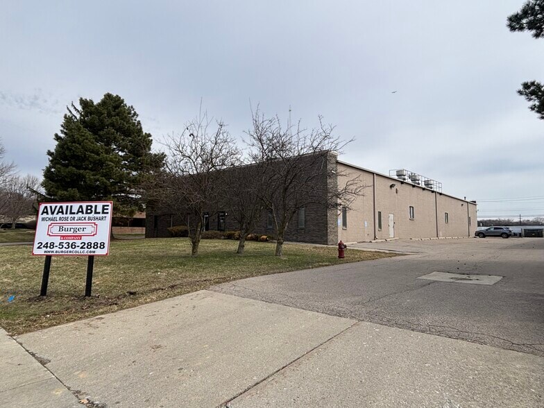 21444-21448 Bridge St, Southfield, MI à vendre - Photo principale – Image 1 sur 3