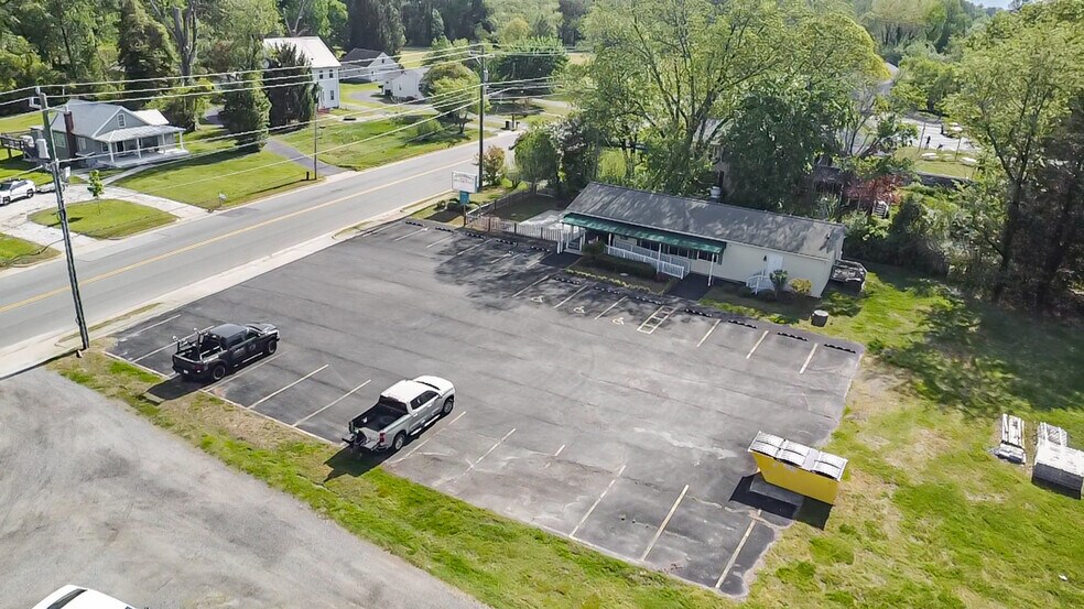 15220 Kings Hwy, Montross, VA à vendre - Photo de l’immeuble – Image 3 sur 47