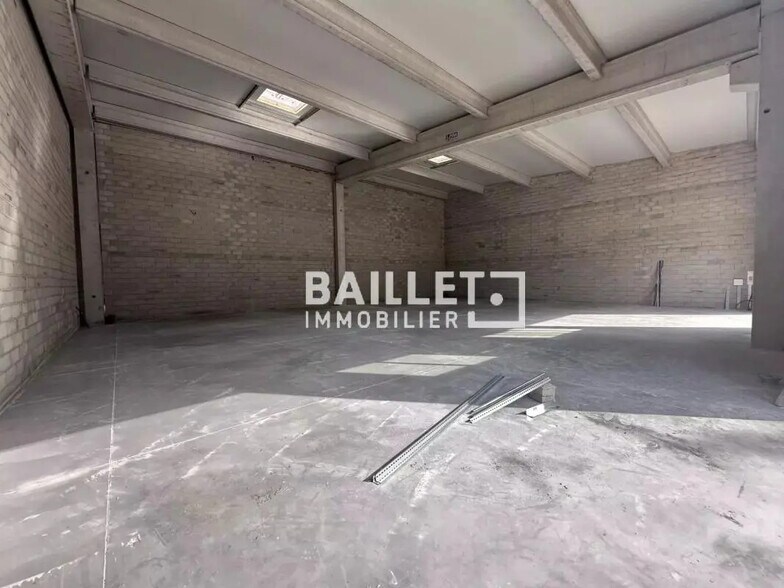 Industriel/Logistique dans Montauroux à louer - Photo intérieure – Image 3 sur 6