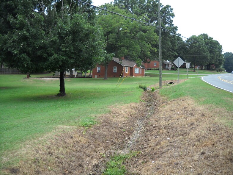 3 Property PACKAGE OF 4.54 ACRES portefeuille de 3 biens à vendre sur LoopNet.fr - Autre – Image 2 sur 15