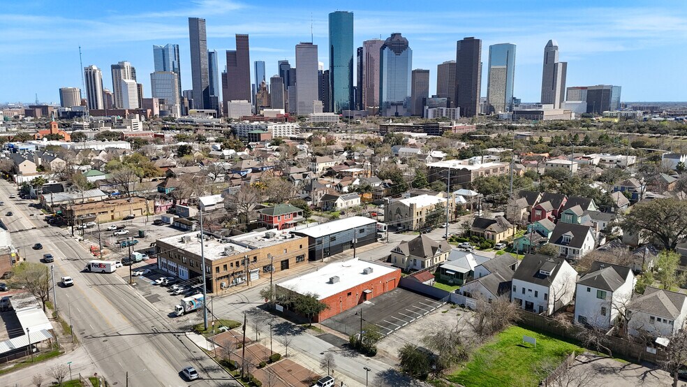 2003 Union St, Houston, TX à louer - Photo de l’immeuble – Image 2 sur 5