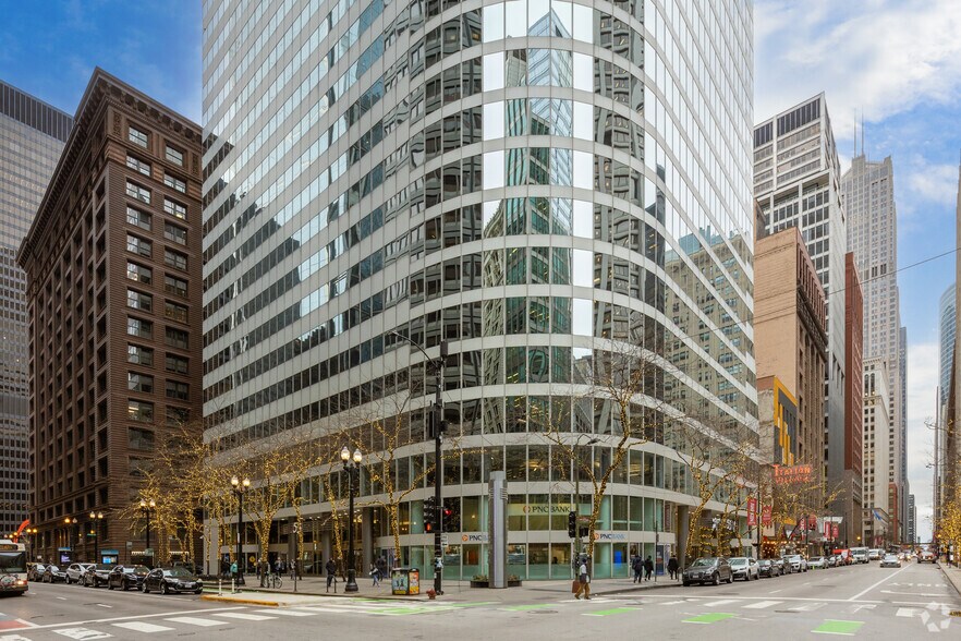 55 W Monroe St, Chicago, IL à louer - Photo de l’immeuble – Image 1 sur 10