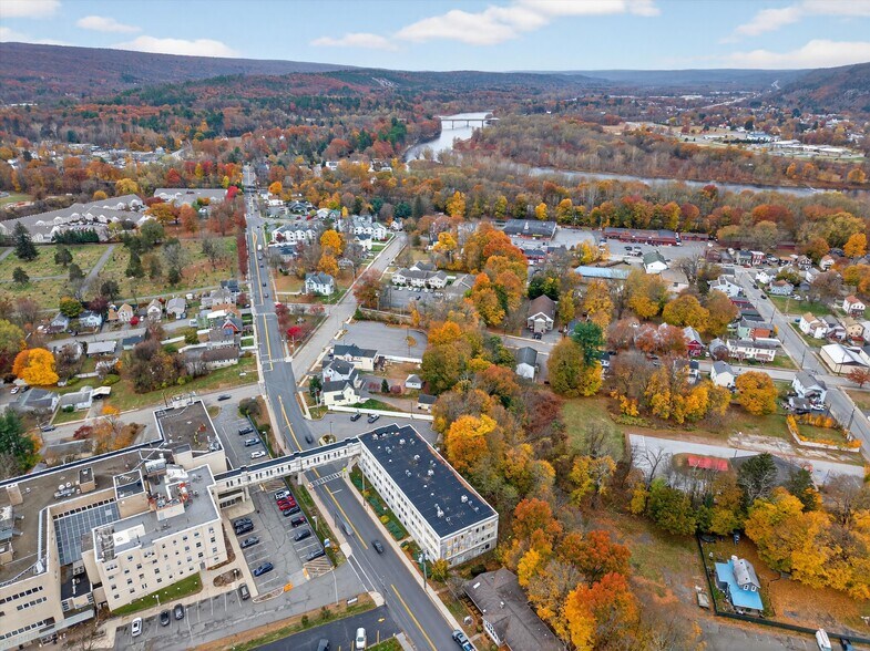 161 E Main St, Port Jervis, NY à louer - Aérien – Image 3 sur 10