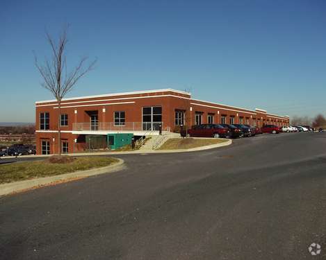 5020 Richard Ln, Mechanicsburg, PA à louer - Photo de l’immeuble – Image 3 sur 4