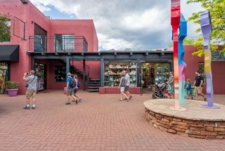 273 N State Route 89A, Sedona, AZ à louer Photo intérieure– Image 1 sur 11