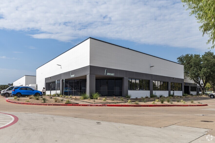 8400 Esters Blvd, Irving, TX à louer - Photo de l’immeuble – Image 3 sur 20