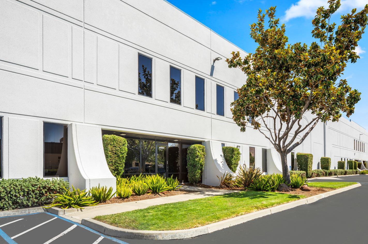 44931 Industrial Dr, Fremont, CA à louer Photo principale– Image 1 sur 8