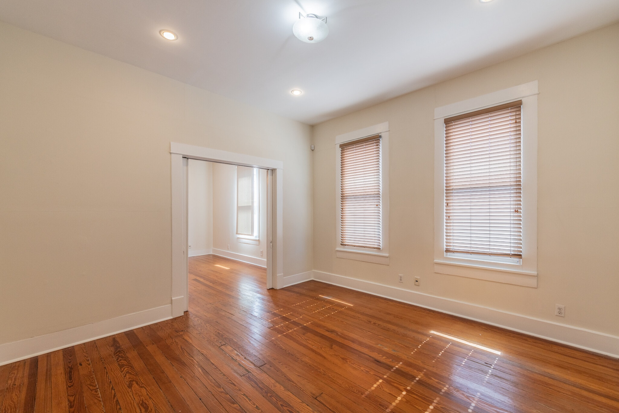 214 E Ashby Pl, San Antonio, TX à louer Photo intérieure– Image 1 sur 29