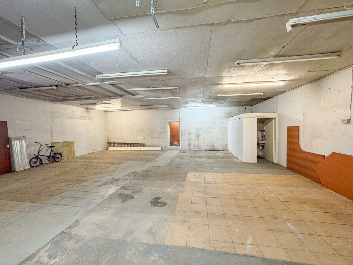 1-4 Station Rd, Perranporth, CON TR6 0LH - Lot 3-4 -  - Photo intérieure - Image 1 of 4