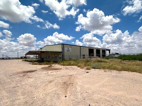 7300 S County Road 1270, Midland, TX à louer Photo intérieure– Image 1 sur 1