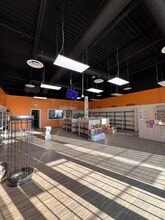 13756 50th St NW, Edmonton, AB à louer Photo intérieure– Image 2 sur 11