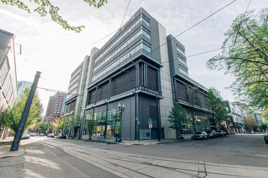 1400 NW Northrup St, Portland, OR à louer - Photo de l’immeuble – Image 2 sur 15