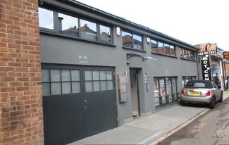Plus de détails pour 12-16 Portsdown Mews, Londres - Bureau à louer