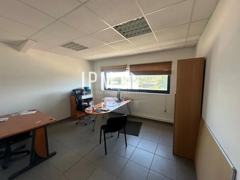 Bureau dans Gardanne à louer - Photo de l’immeuble – Image 2 sur 5