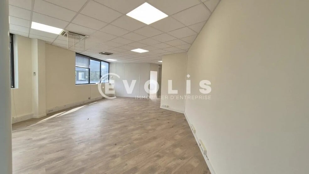 1 N Rue De Rome, Montévrain à louer - Photo intérieure – Image 3 sur 13