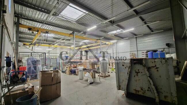 Plus de détails pour Bureau, Industriel/Logistique à louer