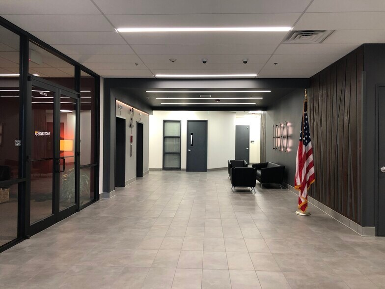 1100 Jadwin Ave, Richland, WA à louer - Photo intérieure – Image 2 sur 5