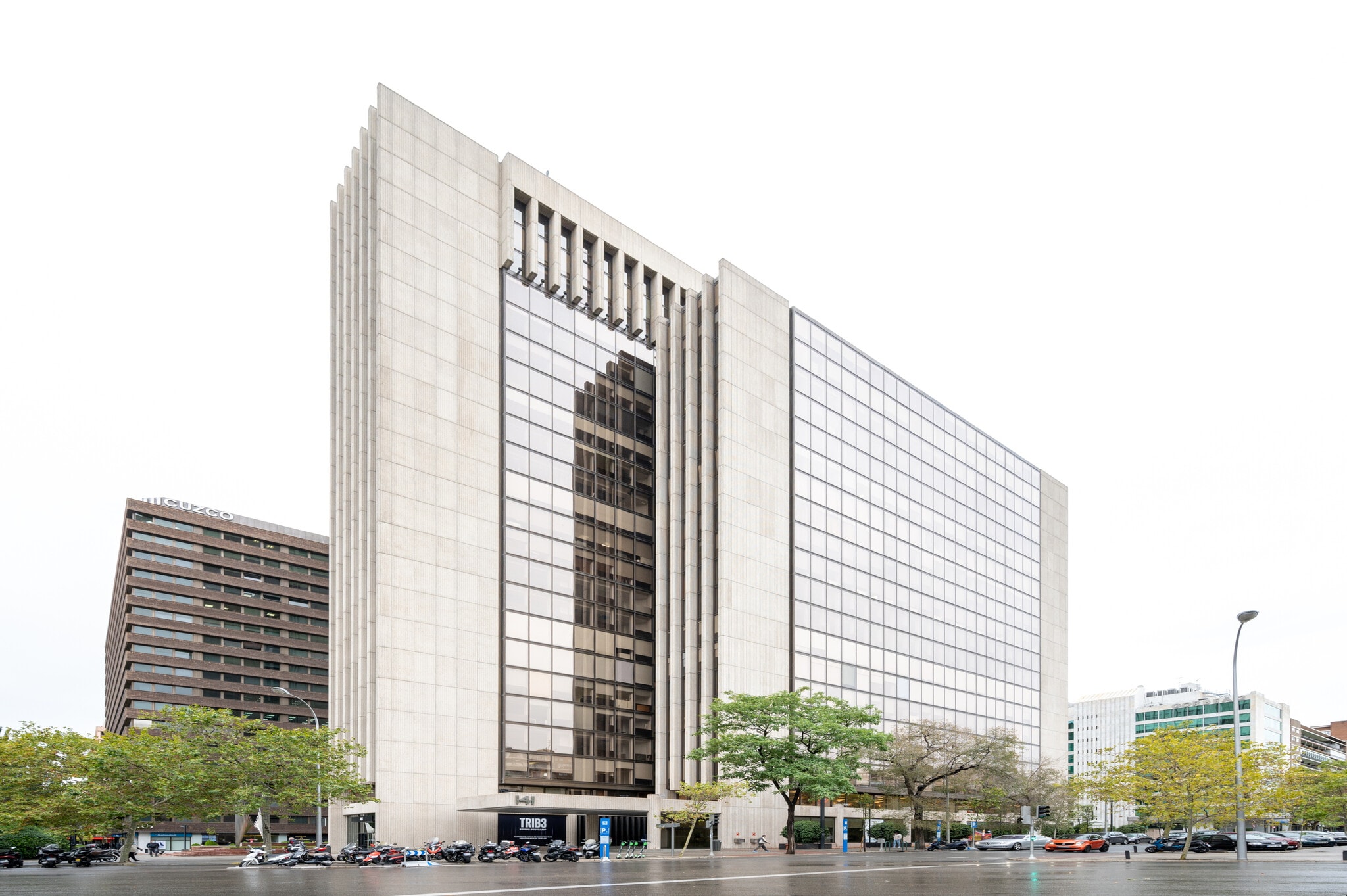 Regus Cuzco, Paseo Castellana, 141, Madrid, Madrid à louer Photo de l’immeuble– Image 1 sur 9