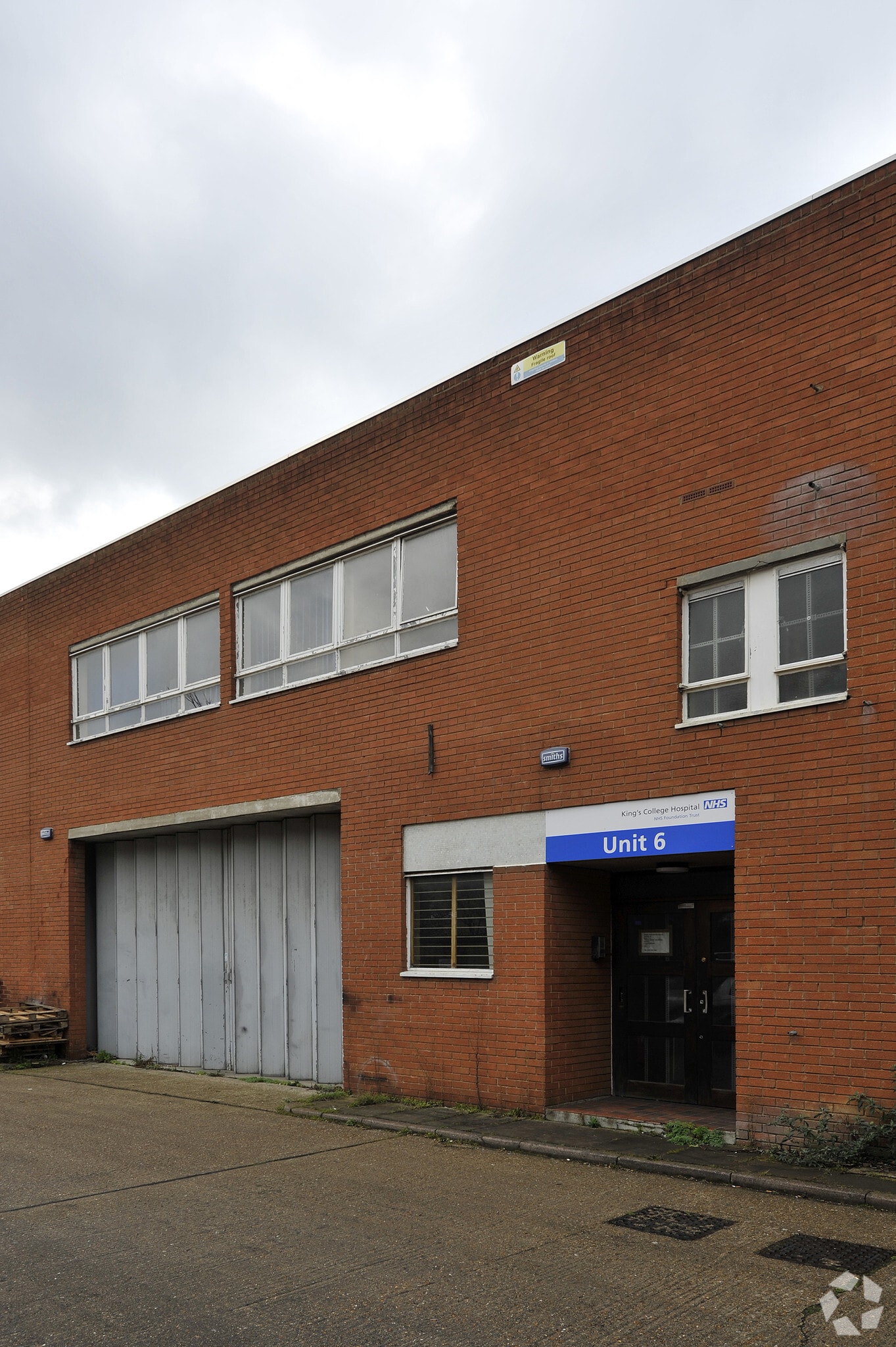 Valmar Rd, Londres à louer Photo principale– Image 1 sur 4