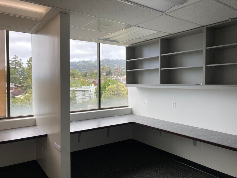 2999 Regent St, Berkeley, CA à vendre - Photo intérieure – Image 2 sur 14