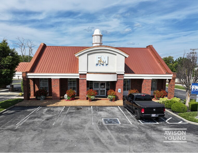 225 W Main St, Lebanon, TN à vendre - Photo de l’immeuble – Image 2 sur 7