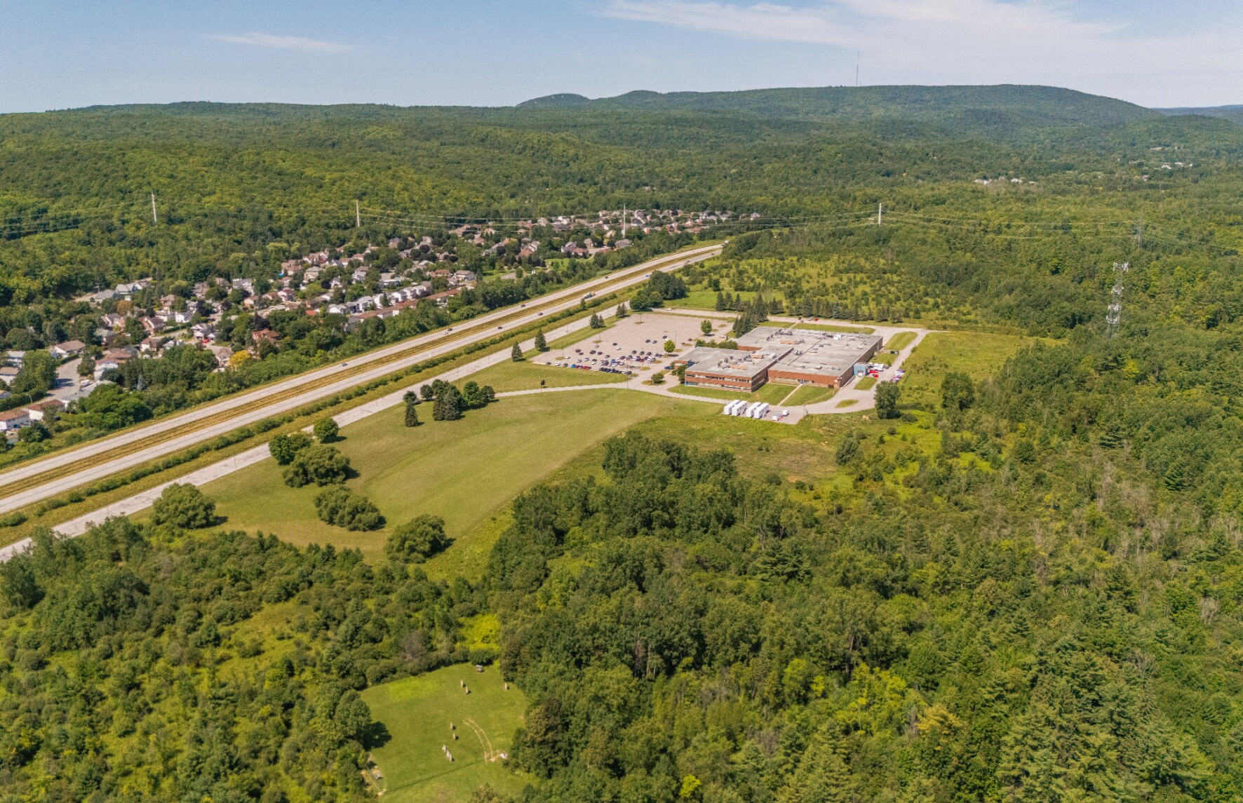 196 Blvd De La Technologie, Gatineau, QC à vendre Photo principale– Image 1 sur 2