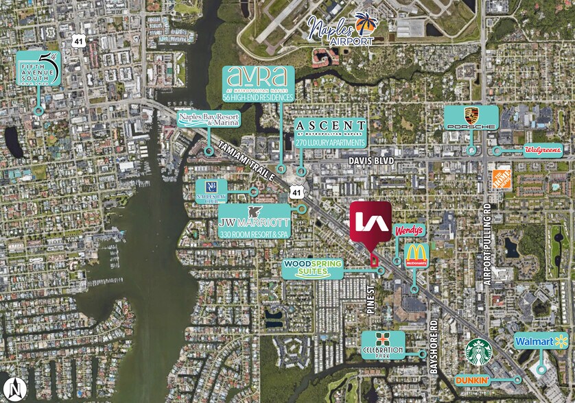 2323 Pine St, Naples, FL à vendre - Photo de l’immeuble – Image 2 sur 3