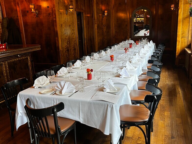 1361 Lexington Ave, New York, NY à louer - Photo de l’immeuble – Image 3 sur 6