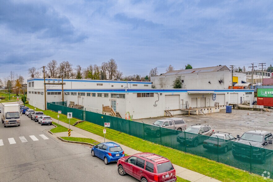 2727 Boundary Rd, Vancouver, BC à vendre - Photo de l’immeuble – Image 2 sur 3