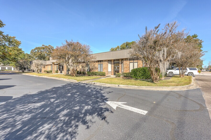 415 Robertson Blvd, Walterboro, SC à vendre - Photo de l’immeuble – Image 2 sur 8