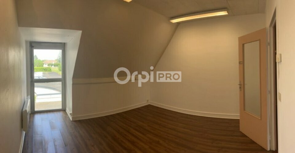 Bureau dans Nuits-Saint-Georges à louer - Photo de l’immeuble – Image 3 sur 5