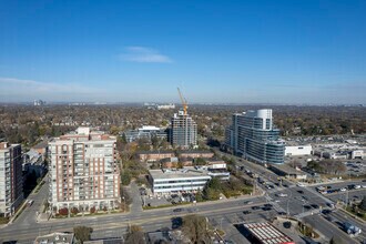 500 Sheppard Ave E, Toronto, ON - VUE AÉRIENNE  vue de carte