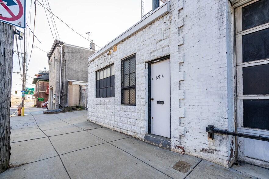 6914 State Rd, Philadelphia, PA à louer - Photo de l’immeuble – Image 2 sur 17