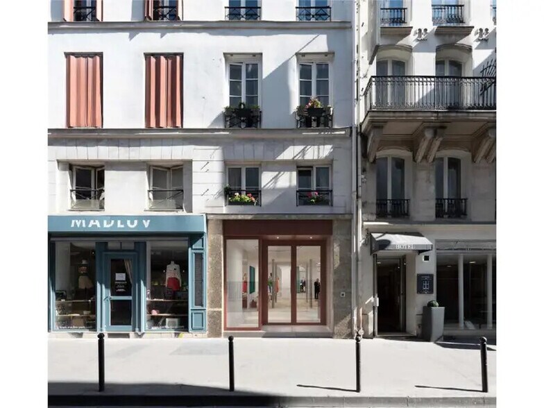 6 Rue Lamartine, Paris à louer - Photo de l’immeuble – Image 2 sur 17