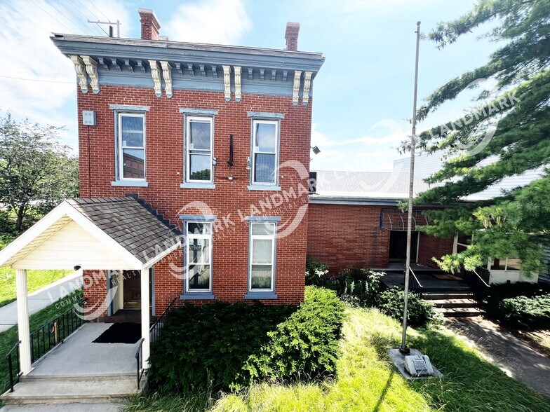 170 N 9th St, Lebanon, PA à louer - Photo principale – Image 1 sur 1