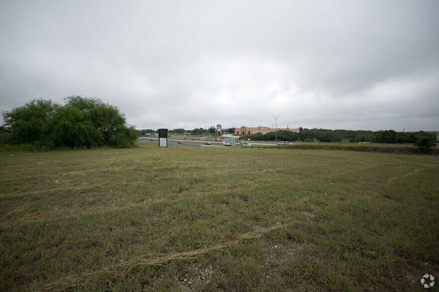 Loop 1604, San Antonio, TX à vendre - Photo de l’immeuble – Image 2 sur 5
