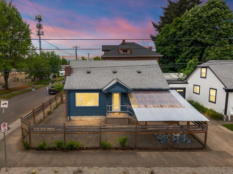 3327 SE 50th Ave, Portland, OR à vendre - Photo de l’immeuble – Image 2 sur 41