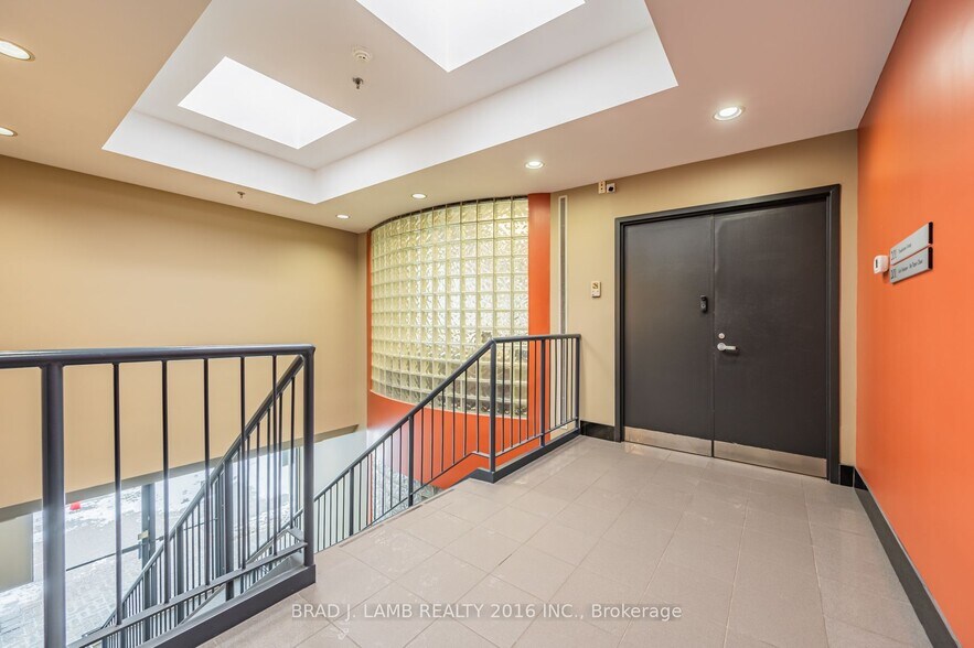 2600 Skymark Ave, Mississauga, ON à louer - Photo intérieure – Image 3 sur 23