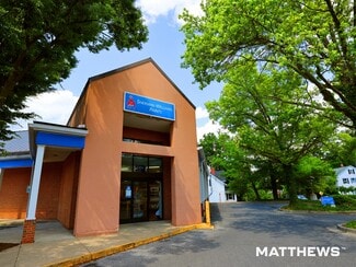 Plus de détails pour 301 N Frederick Ave, Gaithersburg, MD - Local commercial à vendre