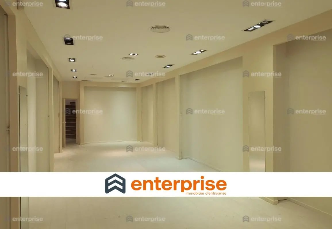 Local commercial dans Saint-Quentin à louer Photo intérieure– Image 1 sur 3